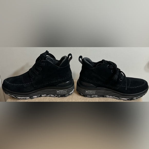 DECKERS X LAB Bootie 6 - Picture 10 of 17